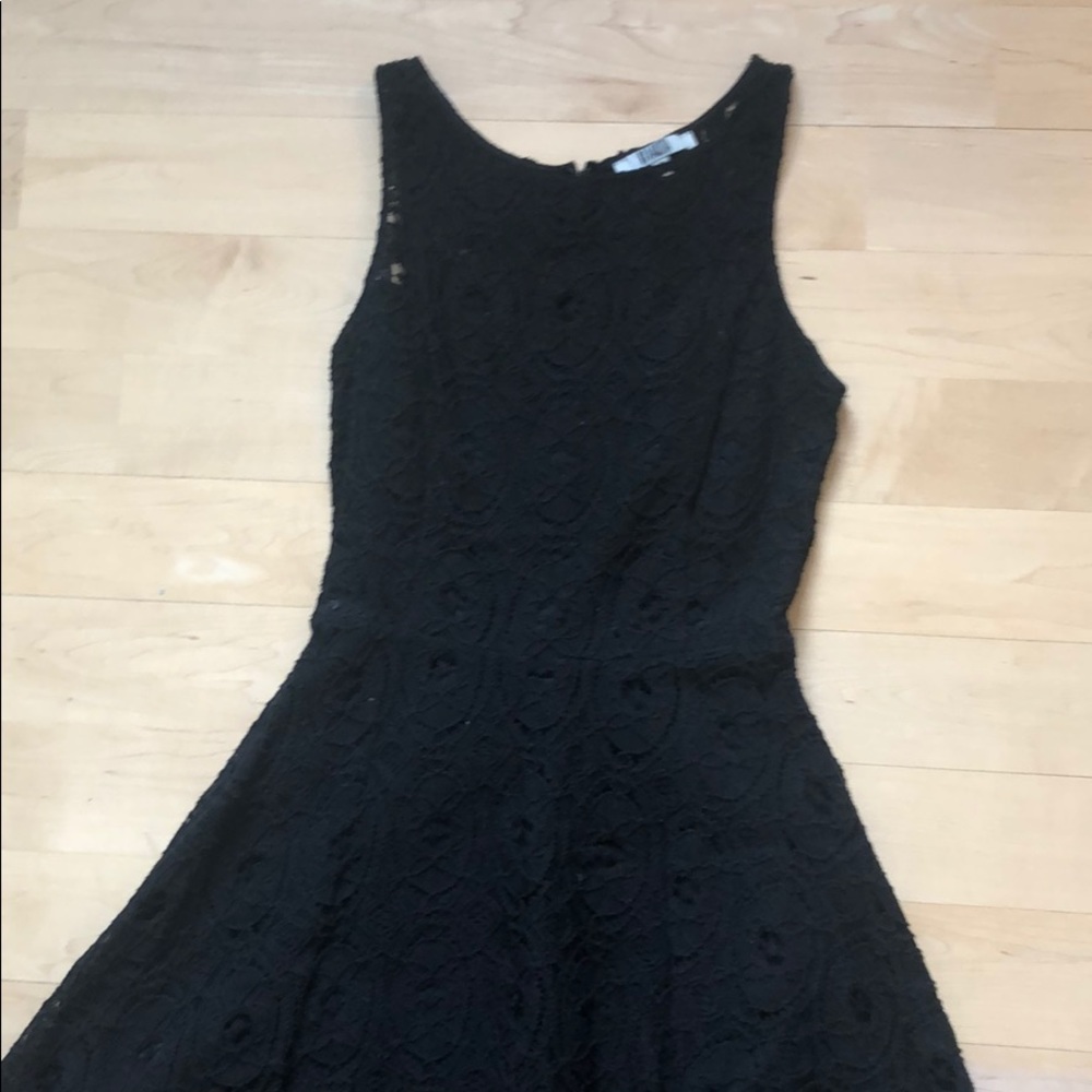 BB Dakota Lace Dress SZ 2